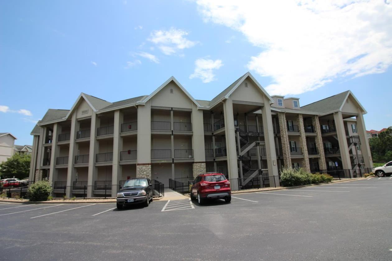 Branson Condo With A Walkout And Elevator Access At Thousand Hills And Next To 76 エクステリア 写真