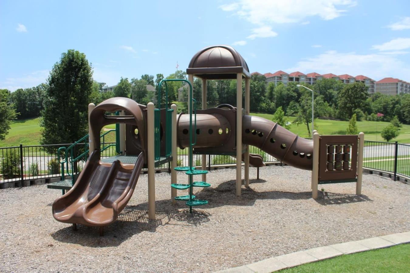 Branson Condo With A Walkout And Elevator Access At Thousand Hills And Next To 76 エクステリア 写真